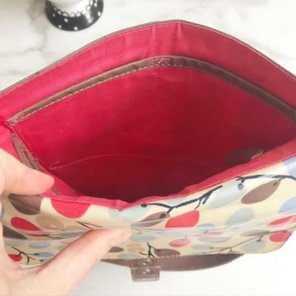 Boden Crossbody Bag - Picture 6 of 8